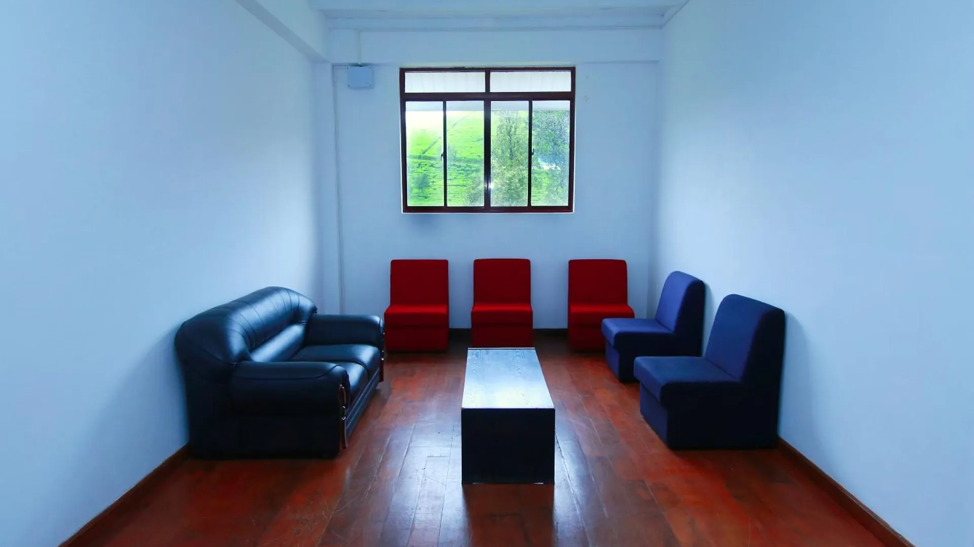 Palazzo Lake Gregory Nuwara Eliya Hotel